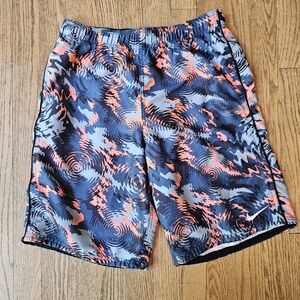 Nike Abstract Patterned Athletic Shorts Boys Size XL